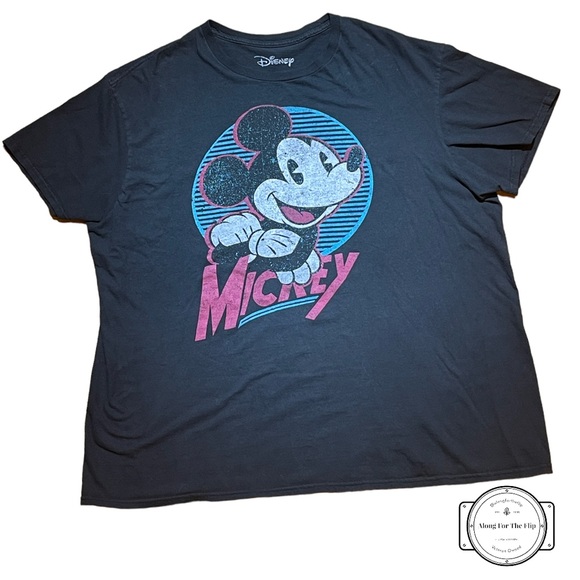 Official Disney Mickey Mouse Black 100% Cotton T-shirt by Mad Engine - Picture 1 of 3